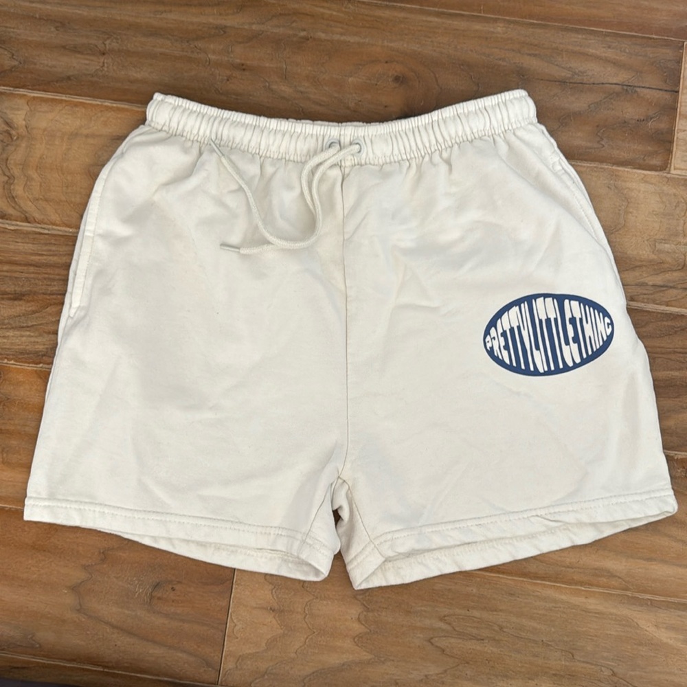 PrettyLittleThing Sweat Shorts